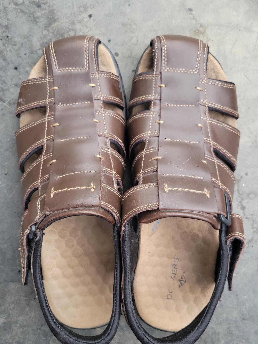 Dockers Men's Brown Leather Fisherman Sandals